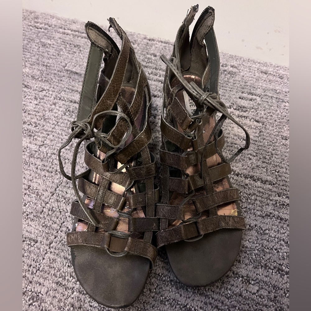 Strappy leather sandals